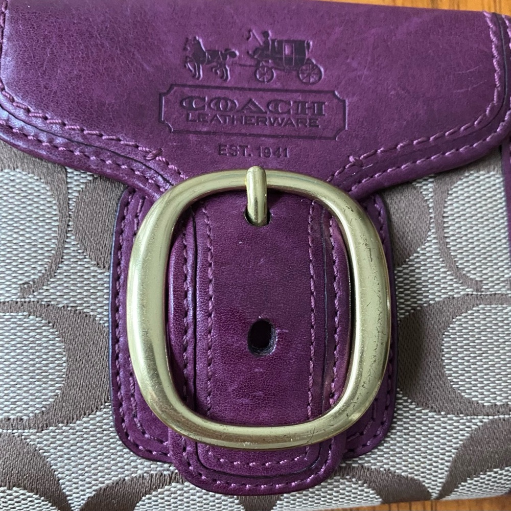NWOT - Coach Purple and Brown Leather Clutch Wallet